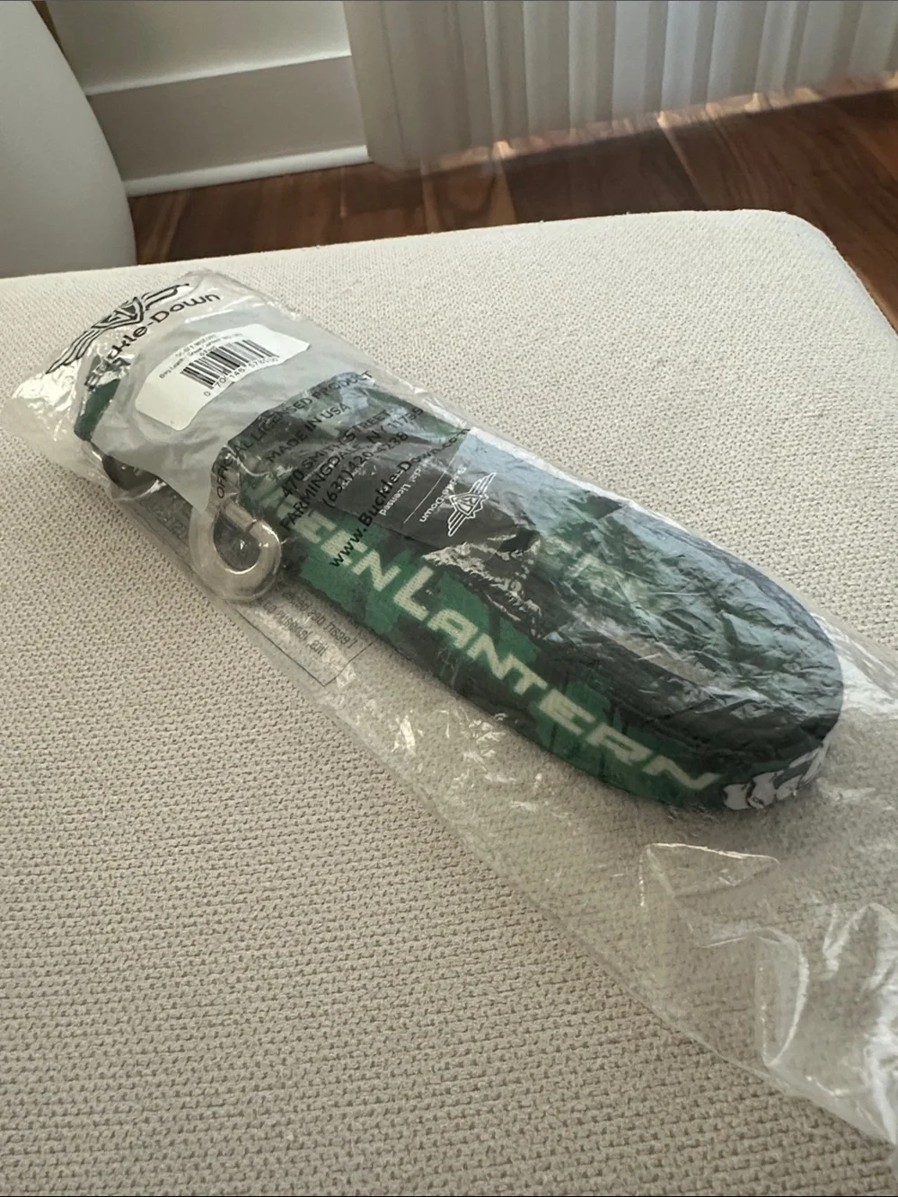 BUCKLE-DOWN GREEN LATERN DOG LEASH NEW IN PACKAGE